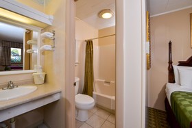 Americas Best Value Inn & Suites