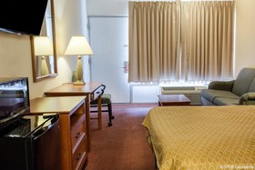 Rodeway Inn Colonial Heights I-95