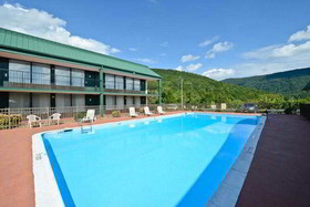 Magnuson Hotel Mountain View