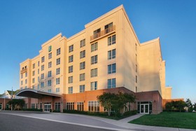 Embassy Suites by Hilton Dulles North/Loudoun