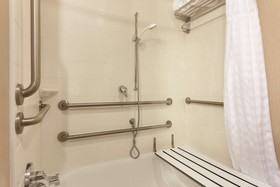 Hilton Garden Inn Falls Church