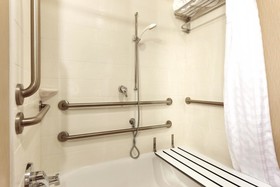 Hilton Garden Inn Falls Church
