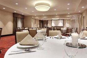 Hilton Garden Inn Falls Church