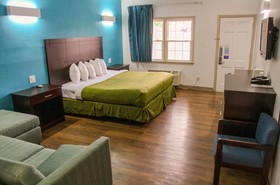 Motel 6 Falls Church Va Arlington Boulevard