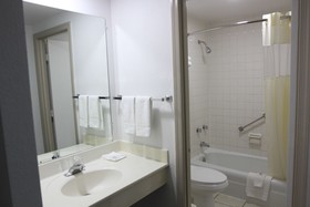 Motel 6 Falls Church Va Arlington Boulevard