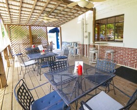 Tuggle's Gap Roadside Inn