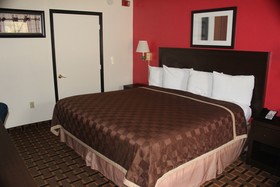 Americas Best Value Inn - Fredericksburg North