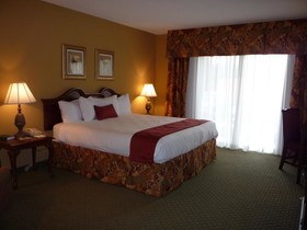 Clarion Hotel & Suites - Convention Center Fredericksburg