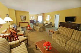 Clarion Hotel & Suites - Convention Center Fredericksburg