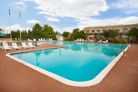 Clarion Hotel & Suites - Convention Center Fredericksburg