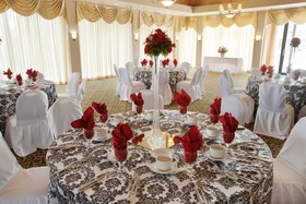 Clarion Hotel & Suites - Convention Center Fredericksburg