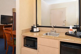 Hampton Inn & Suites Fredericksburg South