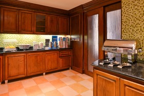Hampton Inn & Suites Fredericksburg South