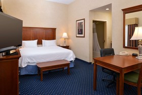 Hampton Inn & Suites Fredericksburg South