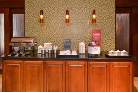 Hampton Inn & Suites Fredericksburg South