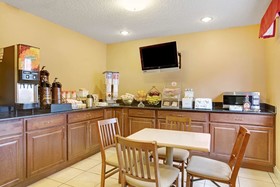 Econo Lodge Spotsylvania Town Center