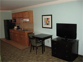 Best Western Plus Glen Allen Inn