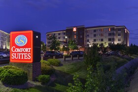 Comfort Suites at Virginia Center Commons