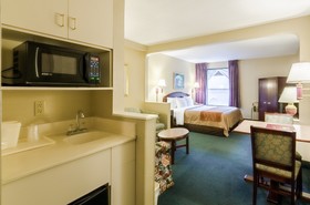 Comfort Inn & Suites