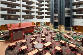 Embassy Suites Hampton Roads Spa & Convention