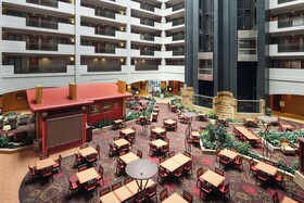 Embassy Suites Hampton Roads Spa & Convention