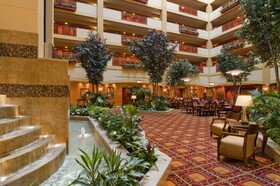 Embassy Suites Hampton Roads Spa & Convention