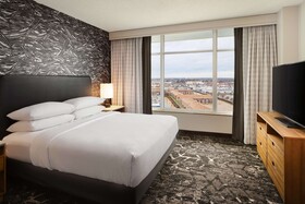 Embassy Suites Hampton Roads Spa & Convention