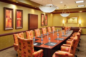 Embassy Suites Hampton Roads Spa & Convention