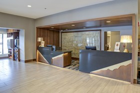 DoubleTree by Hilton Harrisonburg