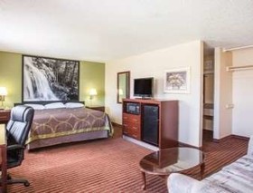 Super 8 by Wyndham Harrisonburg