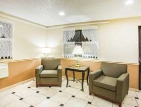 Super 8 by Wyndham Harrisonburg
