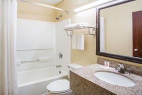 Super 8 by Wyndham Harrisonburg