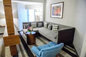 Crowne Plaza Dulles Airport