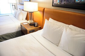 Crowne Plaza Dulles Airport