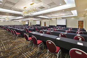 Crowne Plaza Dulles Airport