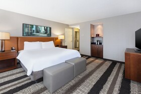 Crowne Plaza Dulles Airport