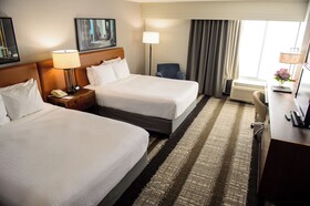 Crowne Plaza Dulles Airport