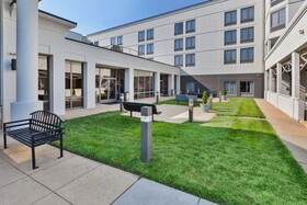 Crowne Plaza Dulles Airport