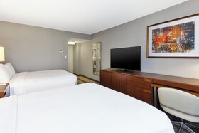 Crowne Plaza Dulles Airport