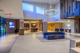 Crowne Plaza Dulles Airport