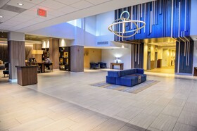Crowne Plaza Dulles Airport