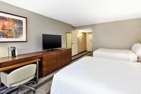 Crowne Plaza Dulles Airport