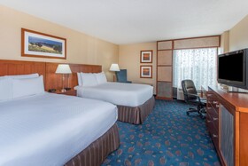 Crowne Plaza Dulles Airport