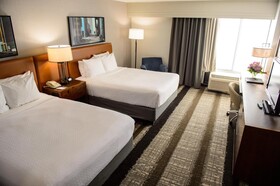 Crowne Plaza Dulles Airport