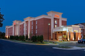 Hampton Inn & Suites Herndon-Reston