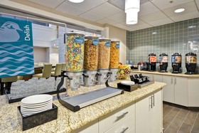 Homewood Suites by Hilton Dulles Int'l Airport