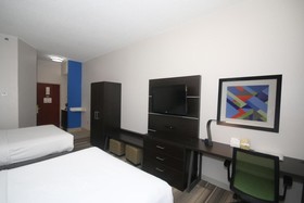Holiday Inn Express Hillsville