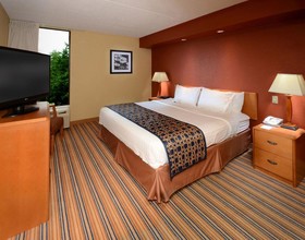 Holiday Inn Express Hopewell Fort Lee Area