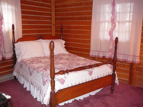 Browns Log Cabin