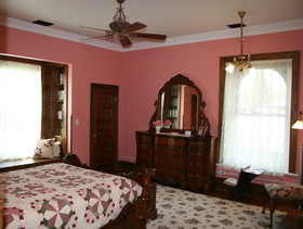 The Carriage House Inn Bed & Breakfast